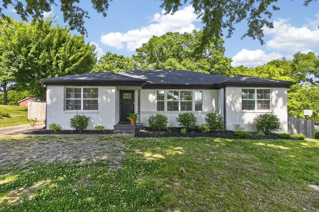 90 Vaden Drive Nashville TN 37211