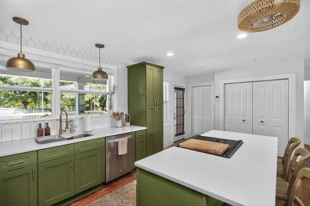 90 Vaden Drive Nashville TN 37211