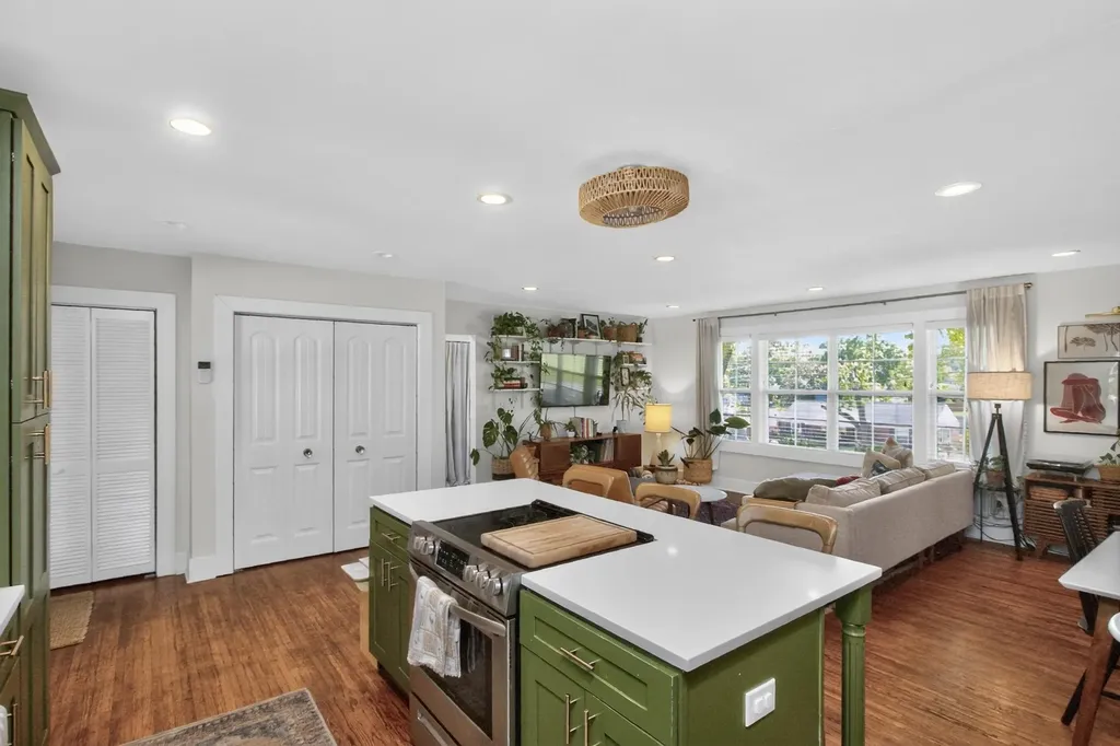 90 Vaden Drive Nashville TN 37211