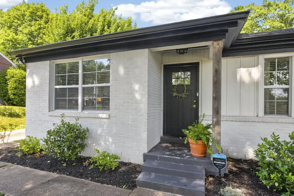 90 Vaden Drive Nashville TN 37211