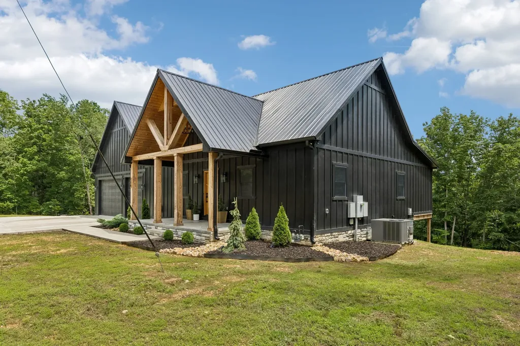 254 Saddlebrook Drive Hohenwald TN 38462