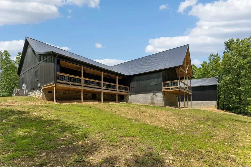 254 Saddlebrook Drive Hohenwald TN 38462