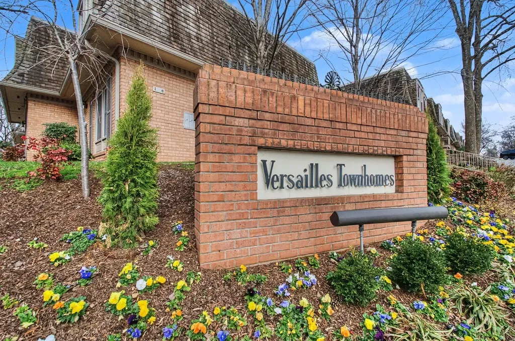3000 Hillsboro Pike Nashville TN 37215