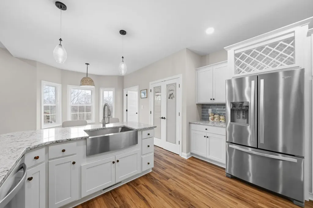 995 Hickory Point Road Clarksville TN 37043