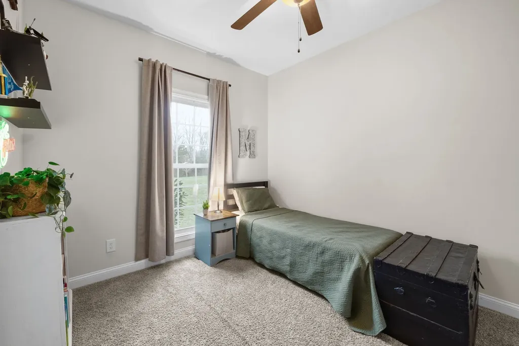 995 Hickory Point Road Clarksville TN 37043