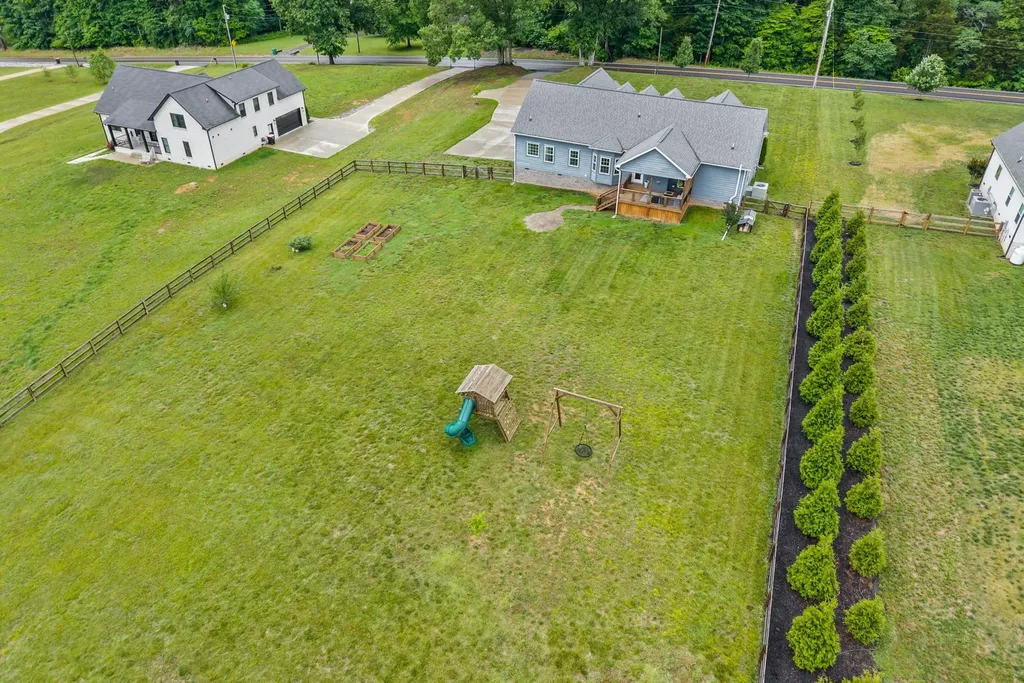 995 Hickory Point Road Clarksville TN 37043