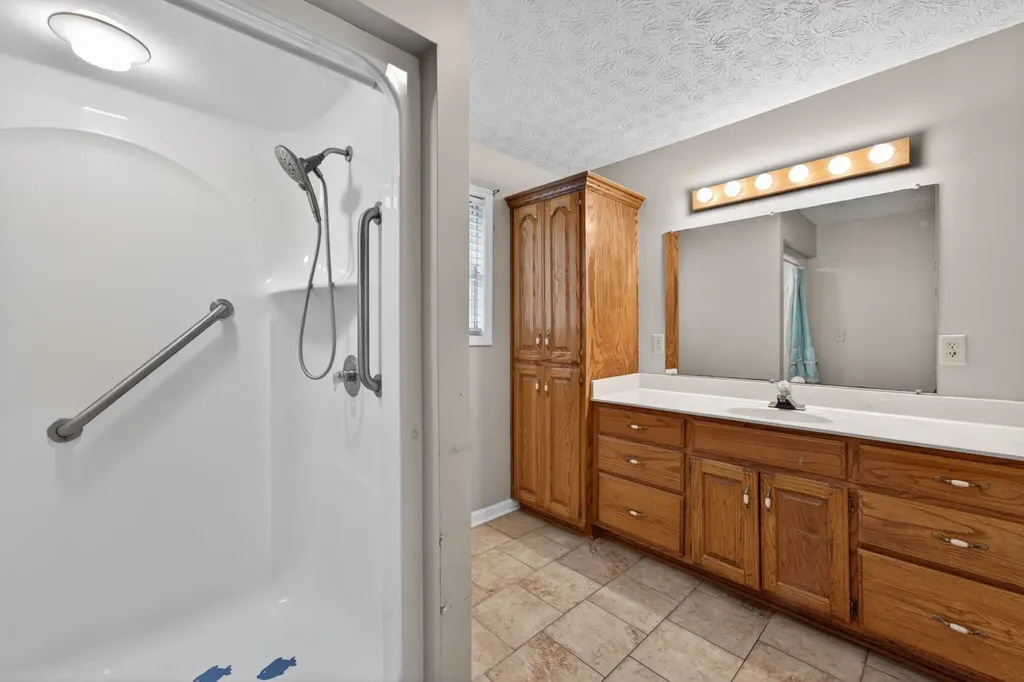 241 Milligan Lane Liberty TN 37095