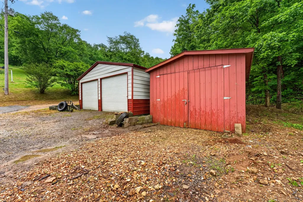 241 Milligan Lane Liberty TN 37095