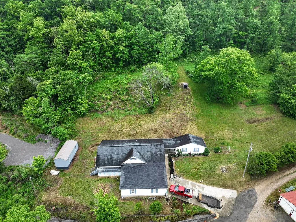 241 Milligan Lane Liberty TN 37095