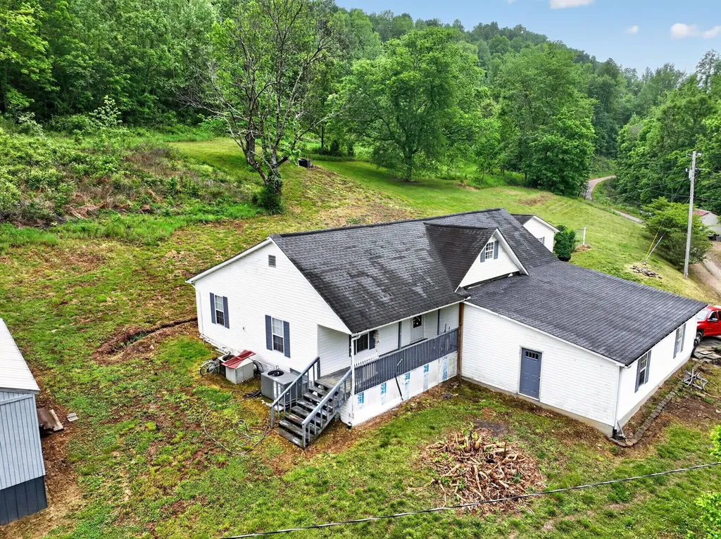 241 Milligan Lane Liberty TN 37095