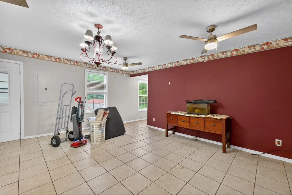 241 Milligan Lane Liberty TN 37095