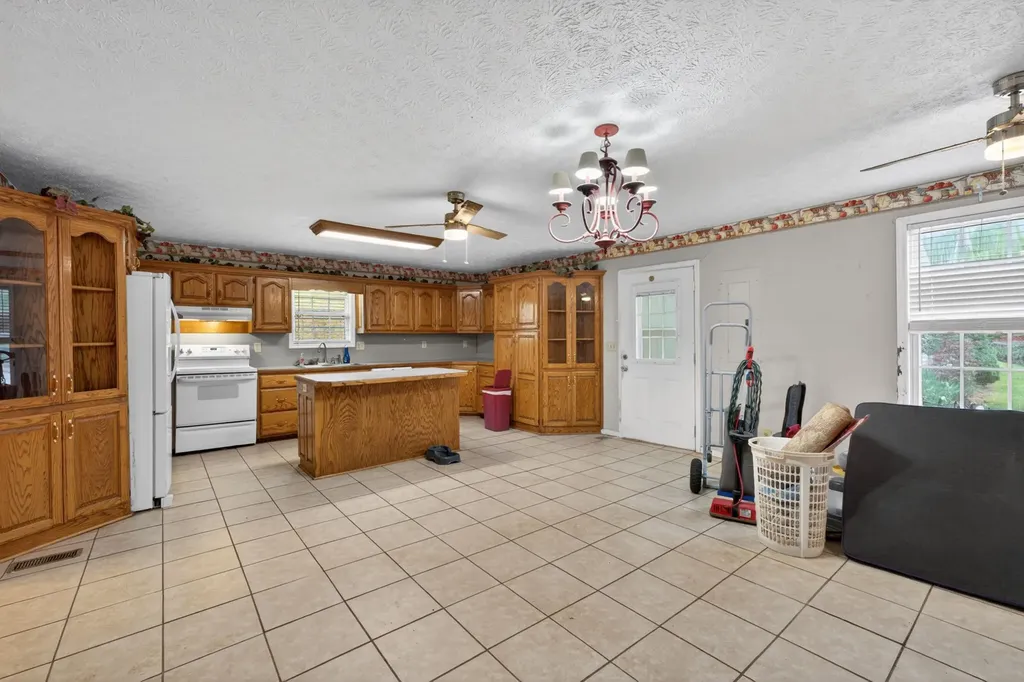 241 Milligan Lane Liberty TN 37095