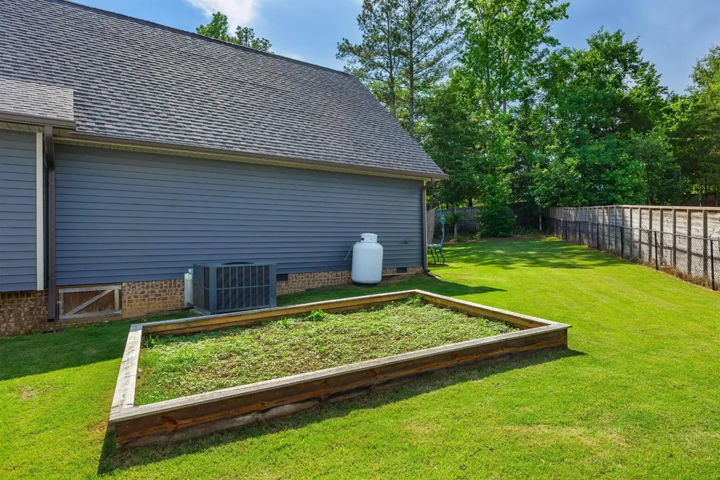 1316 Suzannas Cove, NW Cleveland TN 37312