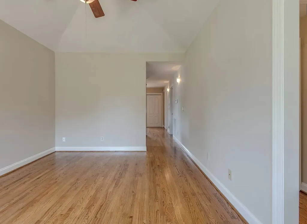 2149 Burns Street Nashville TN 37216