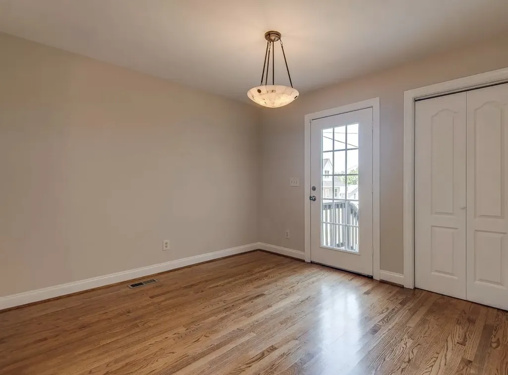 2149 Burns Street Nashville TN 37216
