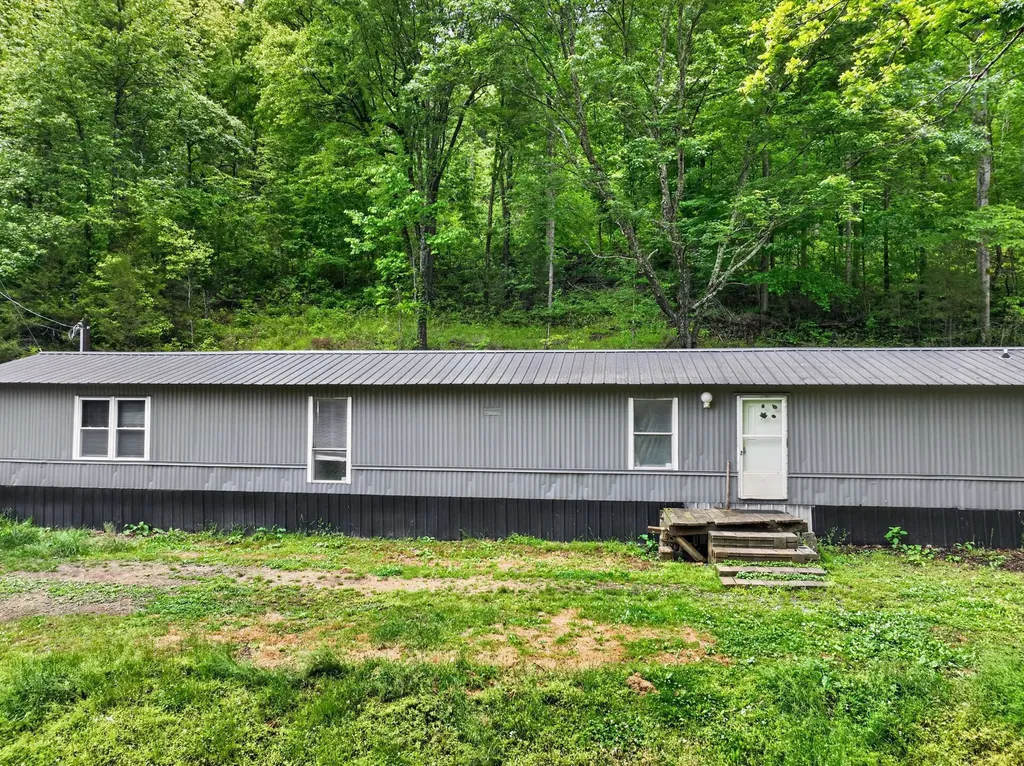 605 Milligan Lane Liberty TN 37095
