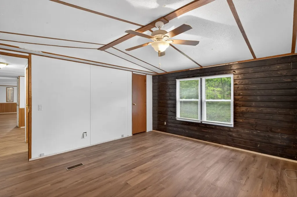 605 Milligan Lane Liberty TN 37095