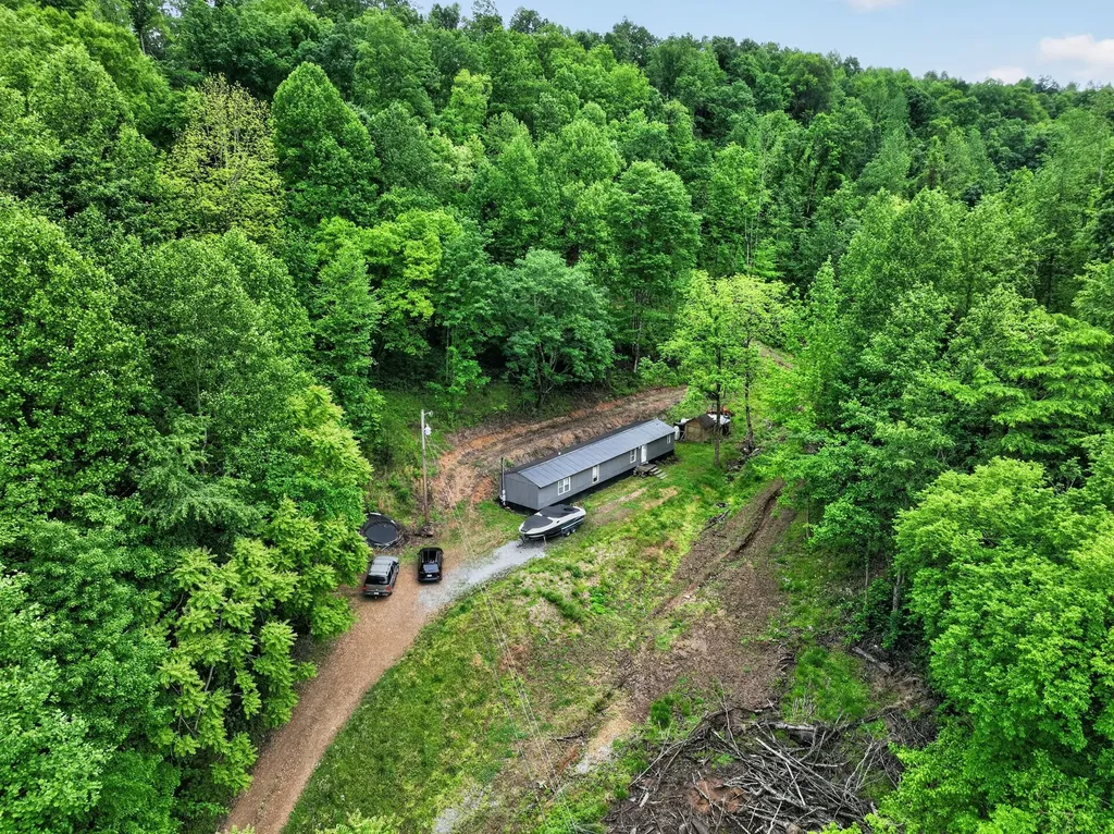 605 Milligan Lane Liberty TN 37095