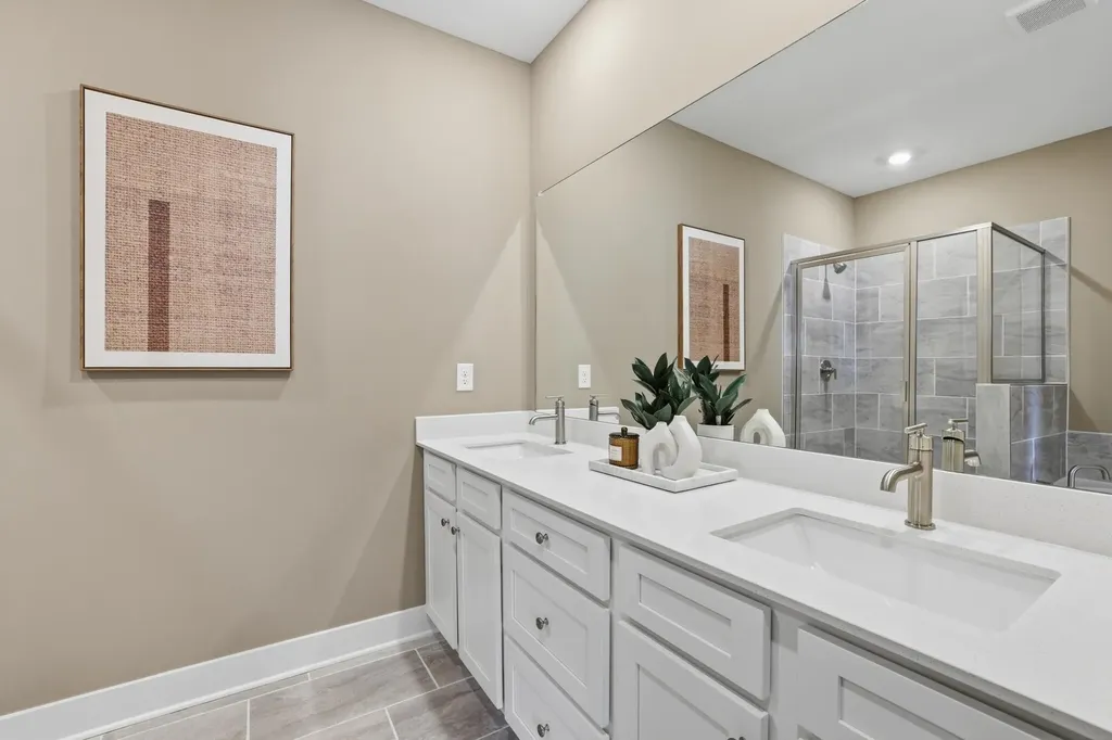 3218 Aberdeen Row Chattanooga TN 37410