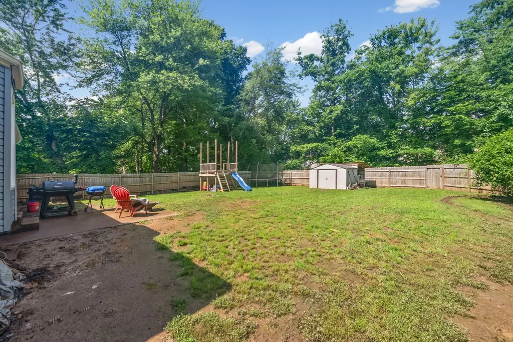 384 Roselawn Drive Clarksville TN 37042