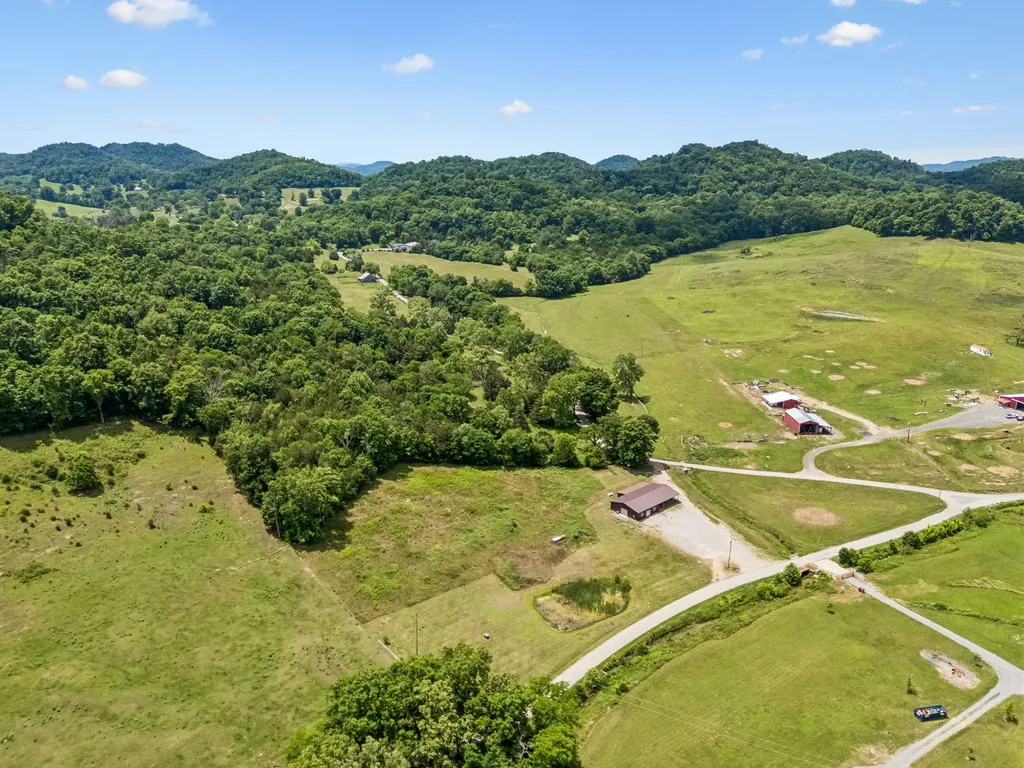 769 Echo Road Hartsville TN 37074