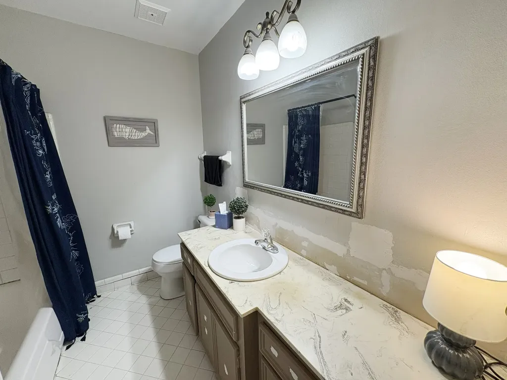 111 S Valley Road Hendersonville TN 37075