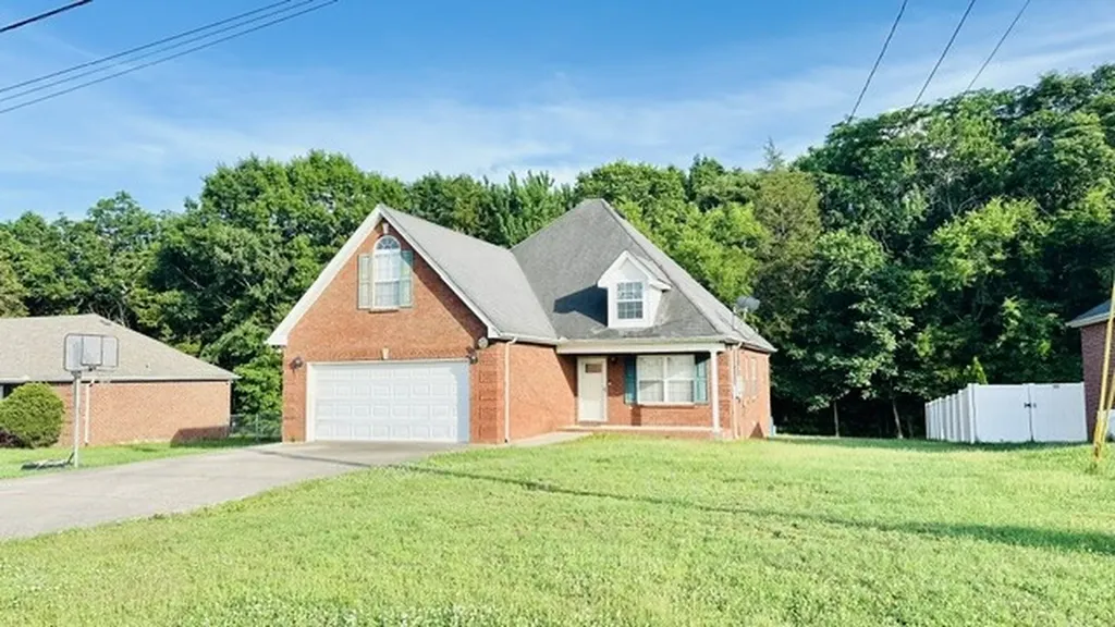 9028 Macbeth Drive Smyrna TN 37167