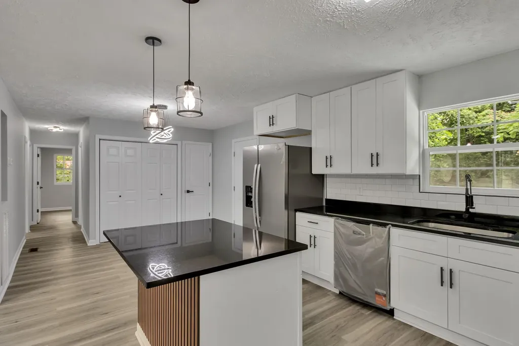 1907 Russell Drive Murfreesboro TN 37130