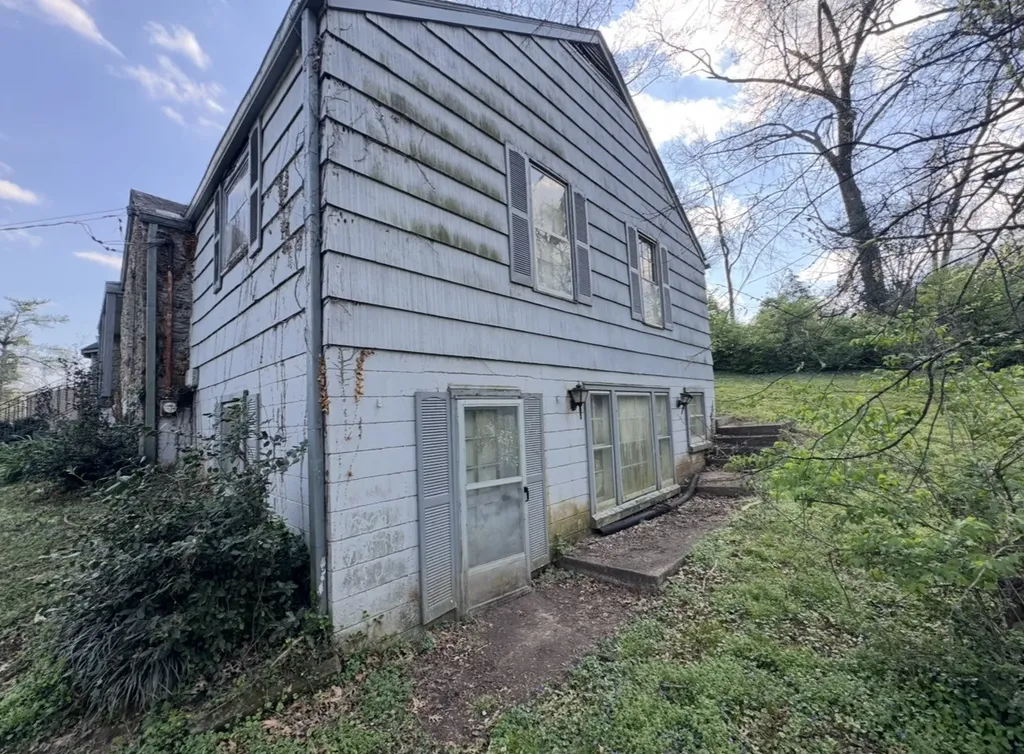 1404 Riverwood Drive Nashville TN 37216