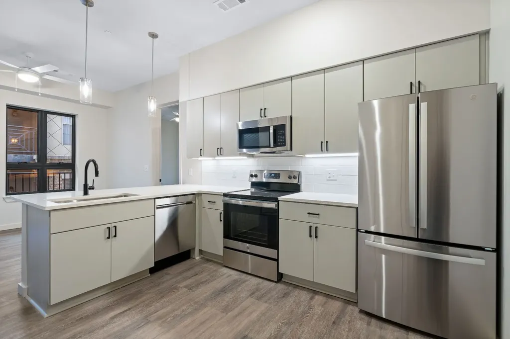 1014 16th Avenue, S Nashville TN 37212