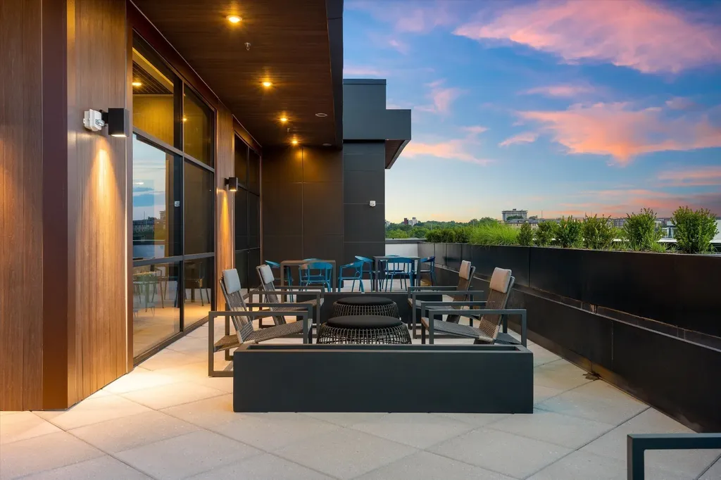 1014 16th Avenue, S Nashville TN 37212