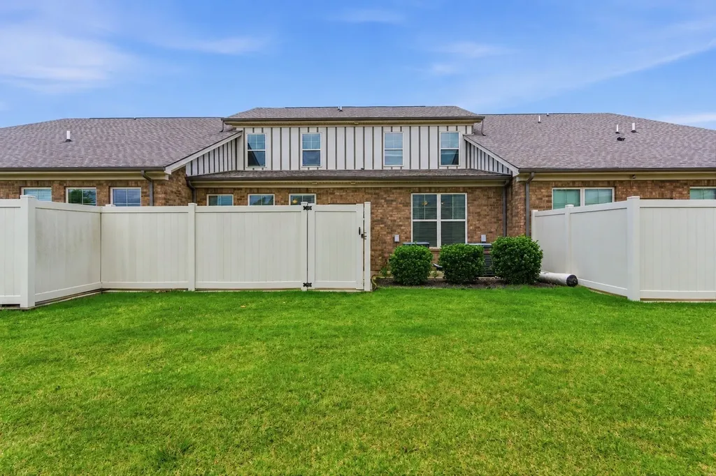 2108 Halfmoon Way Murfreesboro TN 37130