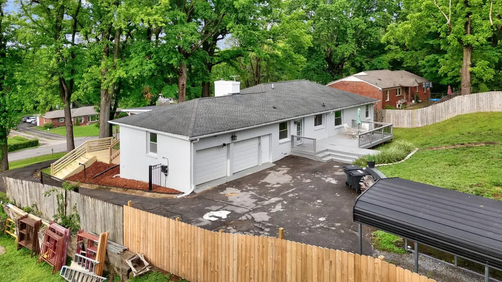 310 Browning Road Nashville TN 37211