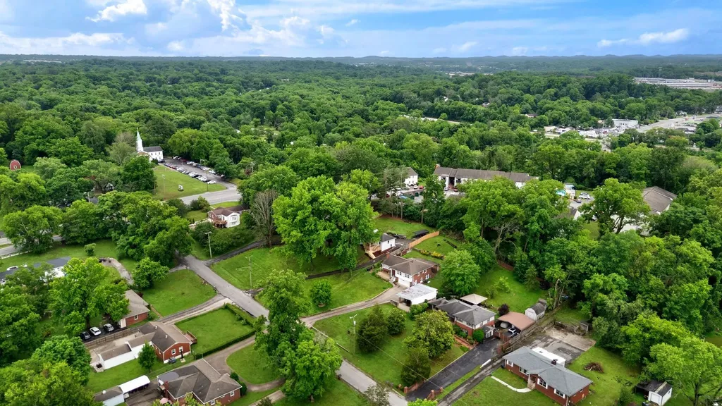 310 Browning Road Nashville TN 37211