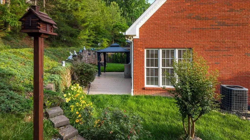 1857 Weston Place, NW Cleveland TN 37312
