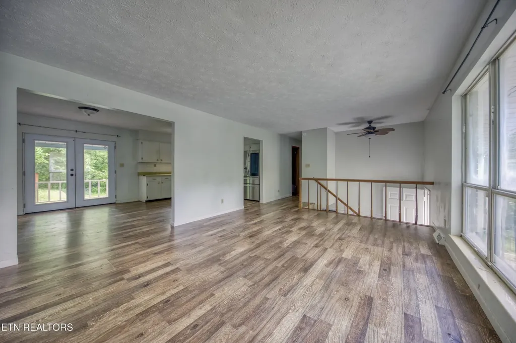 220 Industrial Park Lane Rocky Top TN 37769