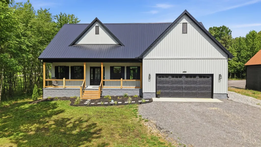 698 Dearman Street Smithville TN 37166