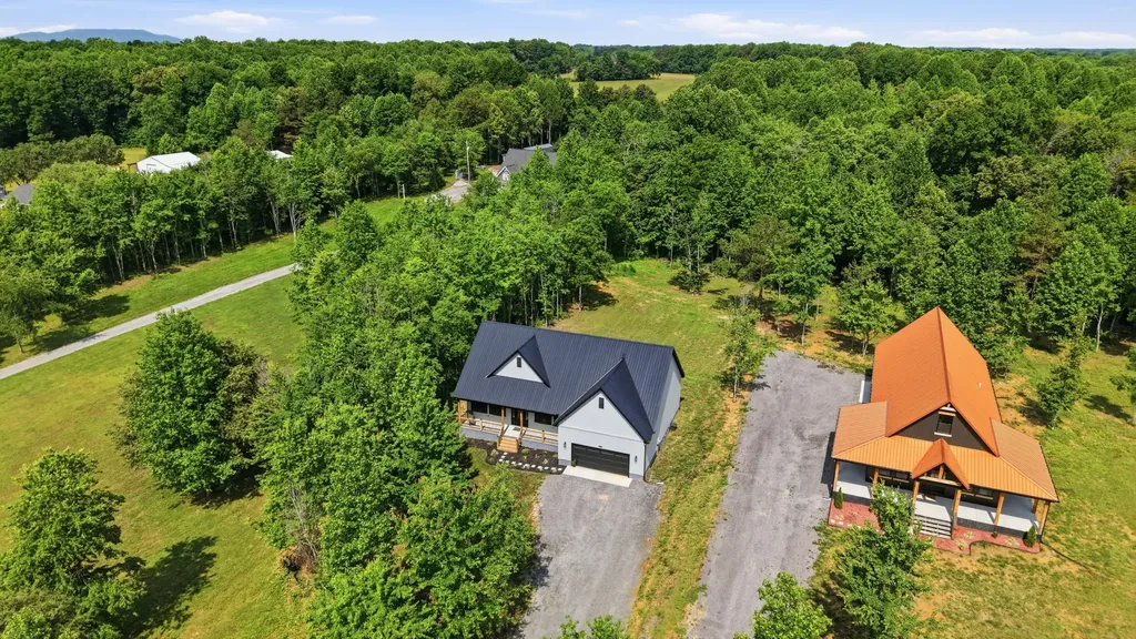 698 Dearman Street Smithville TN 37166