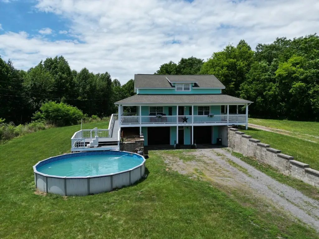 581 Shady Grove Road Bloomington Springs TN 38545