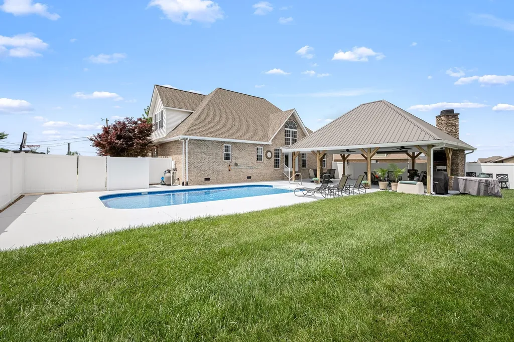 144 Richland Court Manchester TN 37355