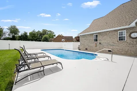 144 Richland Court Manchester TN 37355