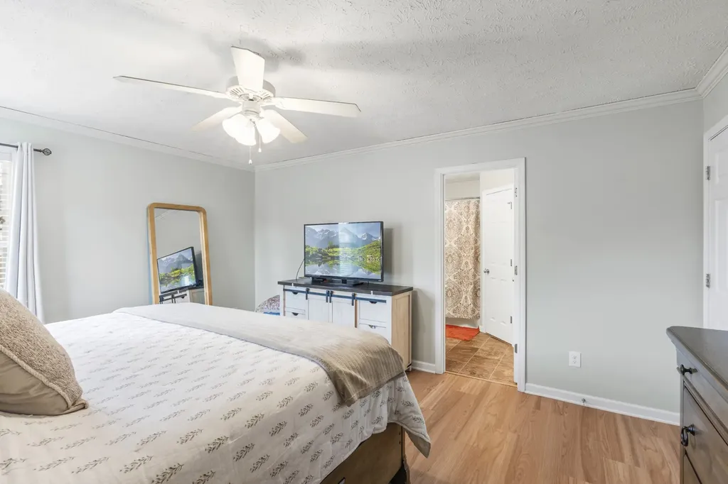 1118 Clay Court Murfreesboro TN 37128