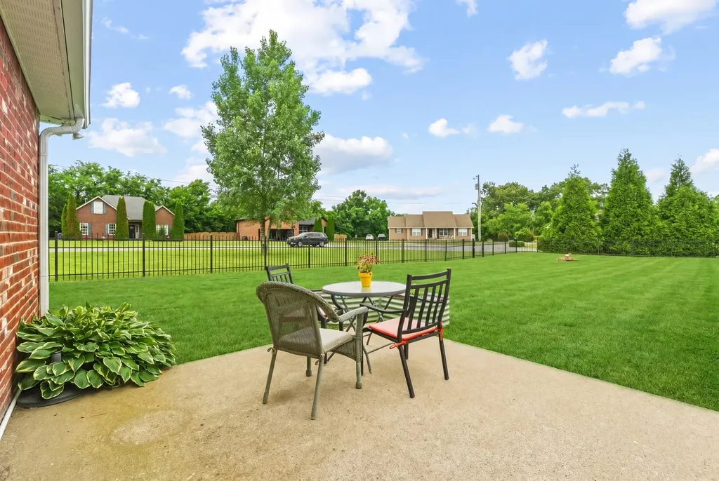 1118 Clay Court Murfreesboro TN 37128