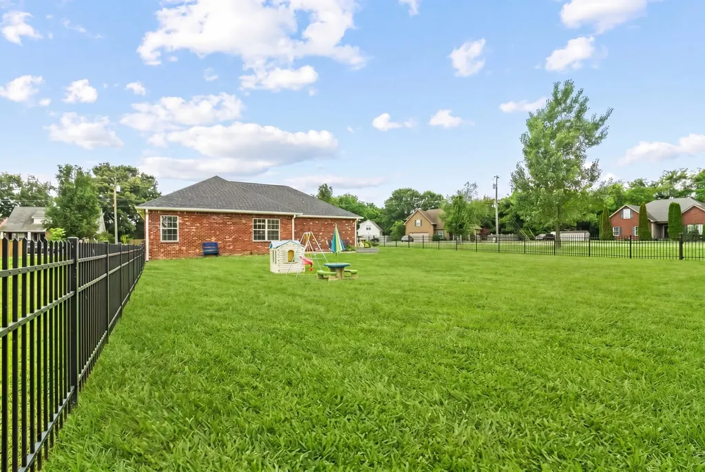 1118 Clay Court Murfreesboro TN 37128