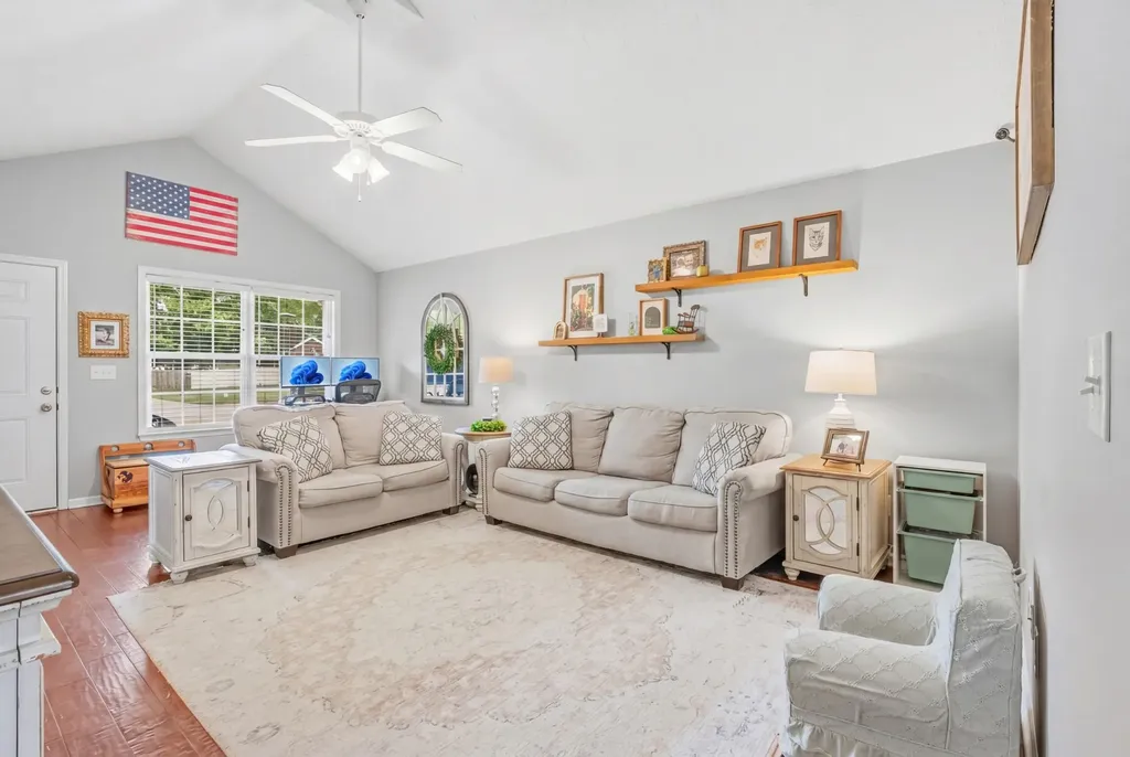 1118 Clay Court Murfreesboro TN 37128