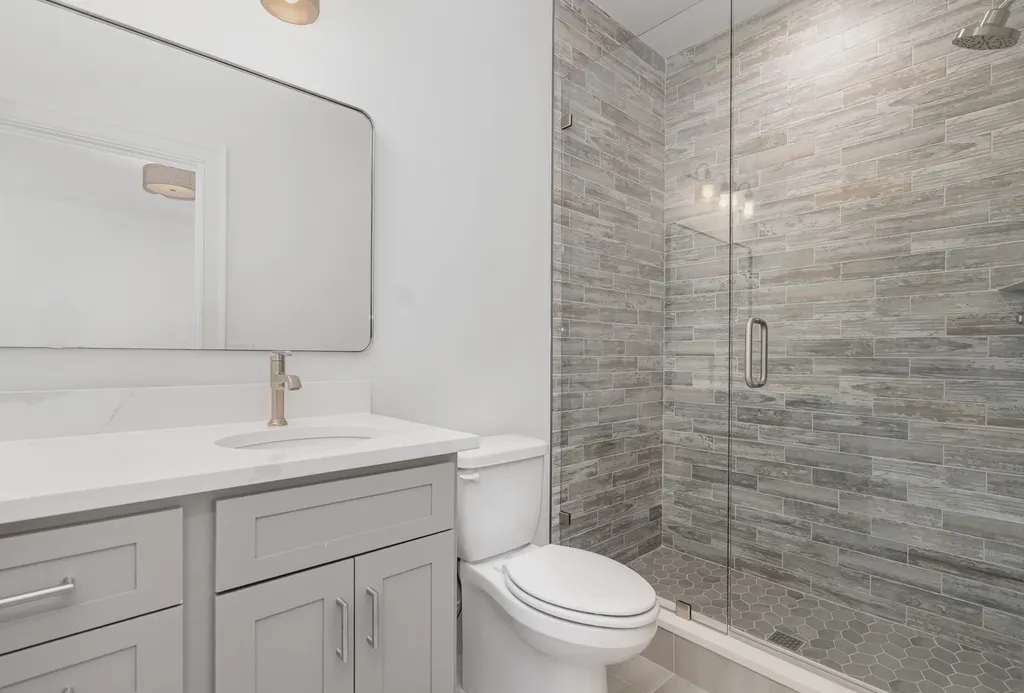 909B Gale Lane Nashville TN 37204
