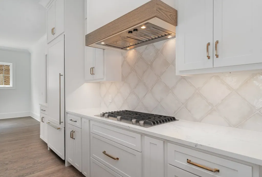 909B Gale Lane Nashville TN 37204