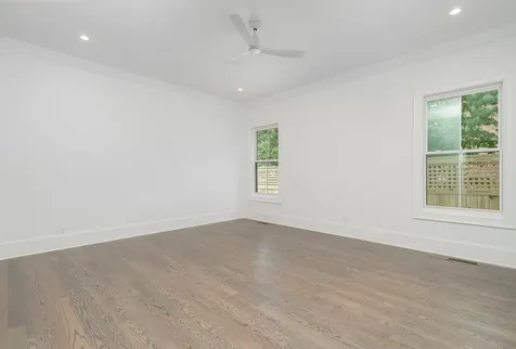 909B Gale Lane Nashville TN 37204
