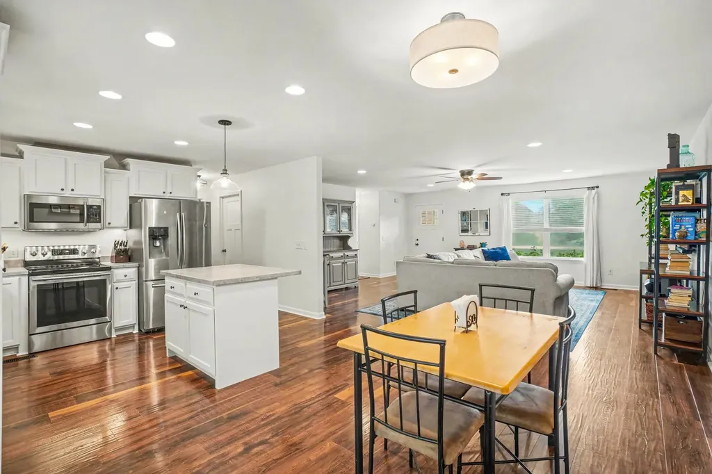 4149 Highway 49, W Springfield TN 37172