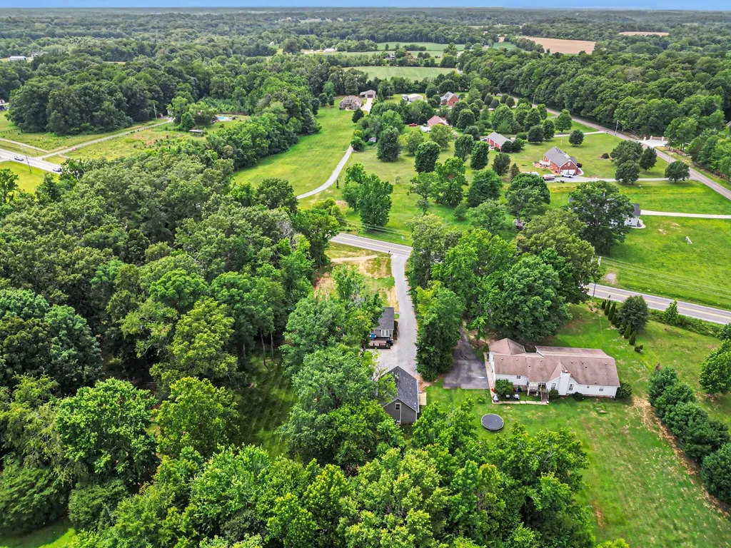 4149 Highway 49, W Springfield TN 37172
